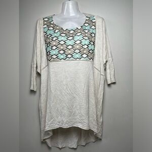 Dolan Anthropologie Embroidered Dolman Sleeves Top  Women Sz M Stretchable